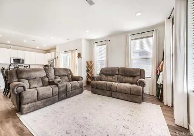 4th image of 665 Cottonwood Ave, Bennett, CO 80102 | MLS# 7788543