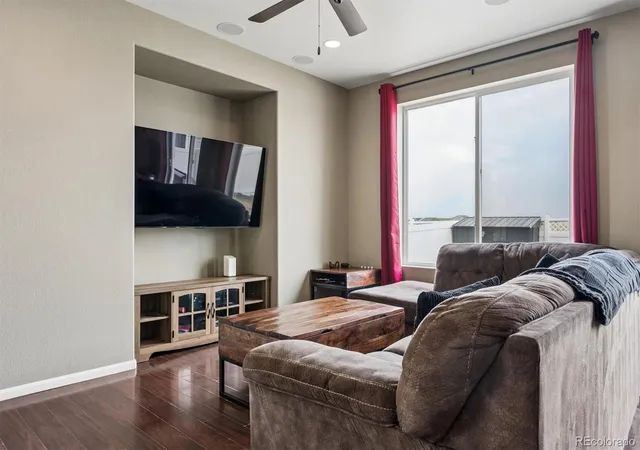 3rd image of 21061 Randolph Pl, Denver, CO 80249 | MLS# 7990981
