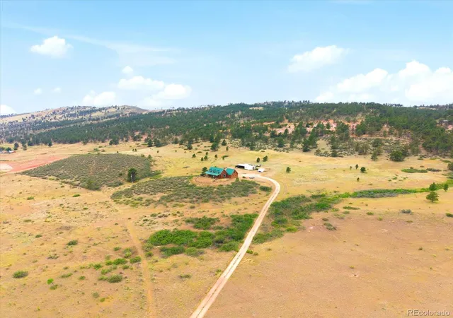 Photo 2 of Single family home for sale at 163 S County Rd 31, Berthoud, CO 80513 | MLS# 6211410 | Listing updated on 2026-08-29