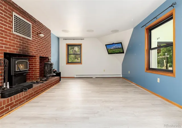4th image of 403 Fall River Rd, Idaho Springs, CO 80452 | MLS# 3754615