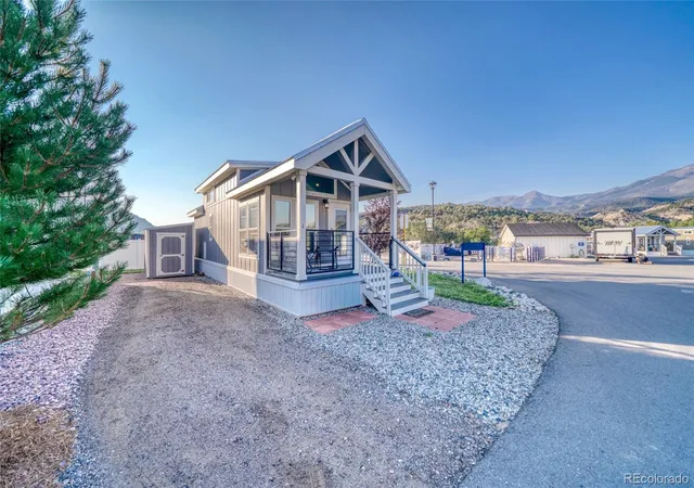 Photo 3 of Manufactured home for sale at 6507 County Rd 102, Salida, CO 81201 | MLS# 3554995 | Listing updated on 2026-10-17
