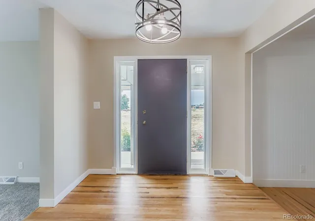 Photo 3 of Single family home for sale at 11131 Lookout Rd, Longmont, CO 80504 | MLS# 5911819 | Listing updated on 2026-09-29