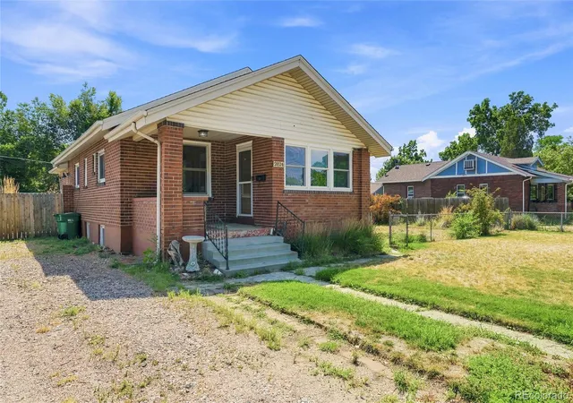 2nd image of 2824 S Logan St, Englewood, CO 80113 | MLS# 7671431