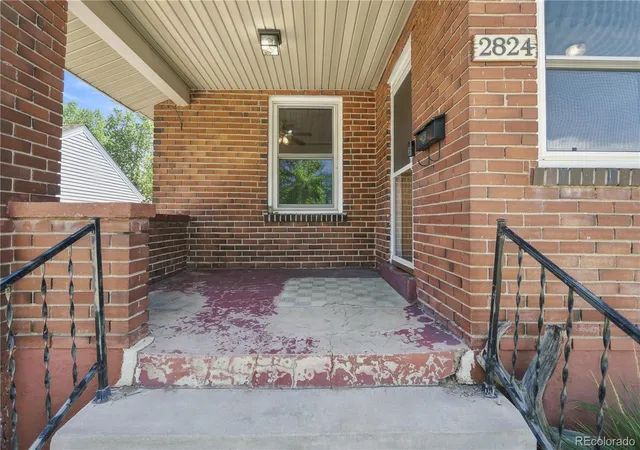 3rd image of 2824 S Logan St, Englewood, CO 80113 | MLS# 7671431