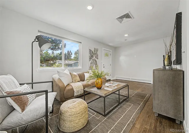 3rd image of 5008 Zuni St, Denver, CO 80221 | MLS# 5605443