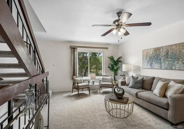 2nd image of 490 E Highline Cir, Centennial, CO 80122 | MLS# 7696152