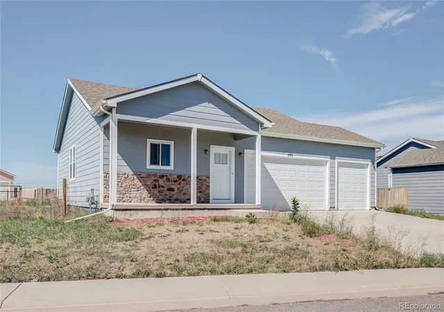 1st image of 495 S 3rd Ave, Deer Trail, CO 80105 | MLS# 4800231