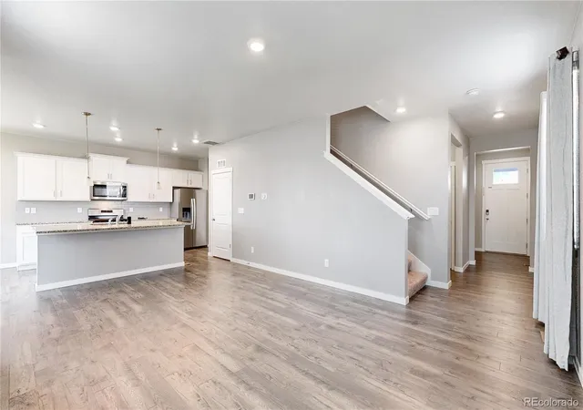 Photo 4 of Single family home for sale at 2122 Pineywoods St, Mead, CO 80542 | MLS# 9591560 | Listing updated on 2026-08-11
