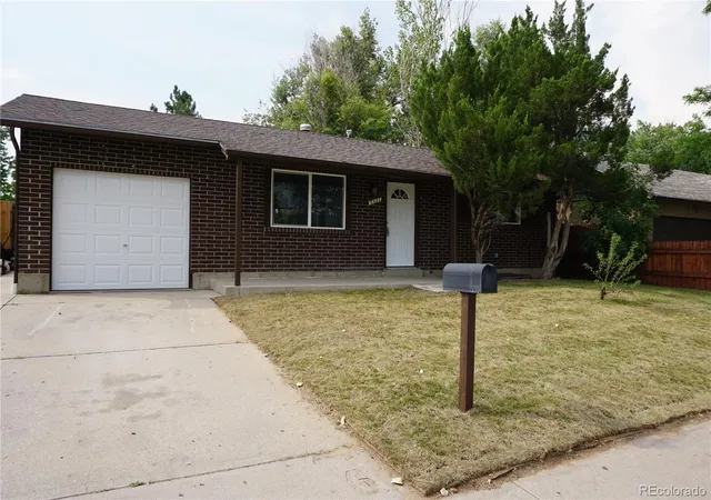 Photo 2 of Single family home for sale at 5527 Chandler Ct, Denver, CO 80239 | MLS# 4818142 | Listing updated on 2026-08-04