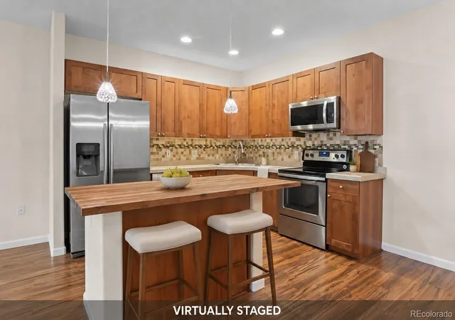 4th image of 8650 Gold Peak Dr #D, Highlands Ranch, CO 80130 | MLS# 4427569