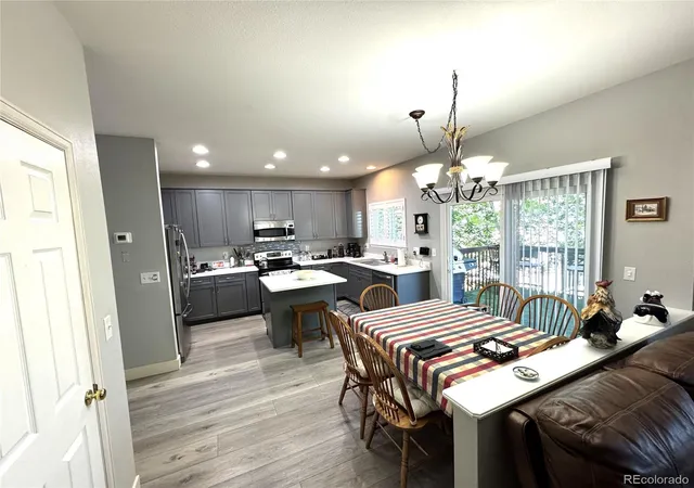 5th image of 18937 E Crestridge Cir, Aurora, CO 80015 | MLS# 2364675