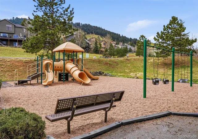 2nd image of 23656 Pondview Pl, Golden, CO 80401