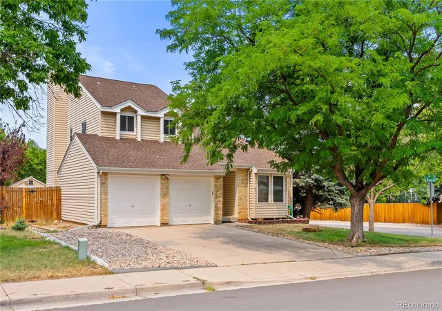 2nd image of 14523 E Wagon Trail Dr, Aurora, CO 80015 | MLS# 7939622
