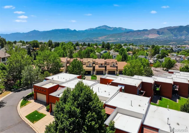 Photo 3 of Townhouse for sale at 2644 Thrush Grv, Colorado Springs, CO 80920 | MLS# 3110199 | Listing updated on 2026-08-21