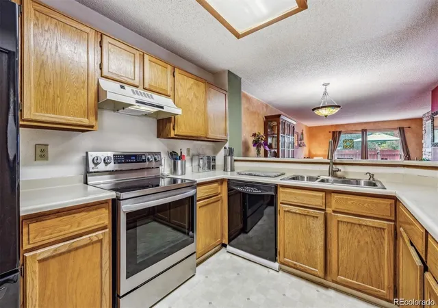 Photo 2 of Townhouse for sale at 7476 E Arkansas Ave #32-09, Denver, CO 80231 | MLS# 6324253 | Listing updated on 2026-09-04