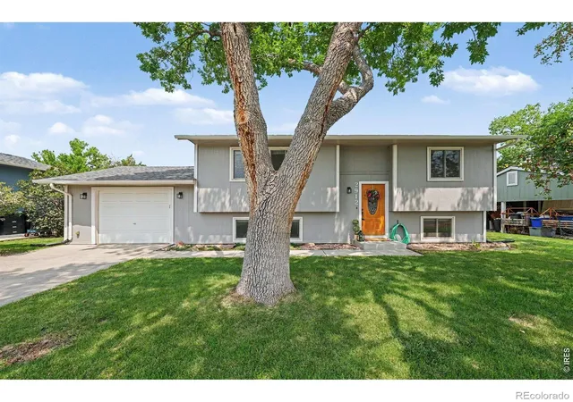 Photo 3 of Single family home for sale at 2912 Double Tree Dr, Fort Collins, CO 80521 | MLS# IR1065720 | Listing updated on 2026-10-13
