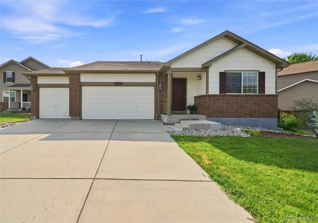 1st image of 16792 E Prairie Wind Ave, Parker, CO 80134 | MLS# 5055285