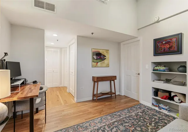 Listing Photo 5 - Condo for sale in building located at 350 Detroit St, Denver, CO 80206 - Unit #403