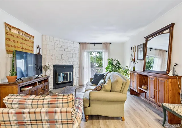 2nd image of 1699 S Trenton St #17, Denver, CO 80231 | MLS# 9936092