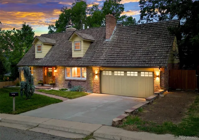 Photo 3 of Single family home for sale at 6013 Youngfield St, Arvada, CO 80004 | MLS# 6822726 | Listing updated on 2026-09-19