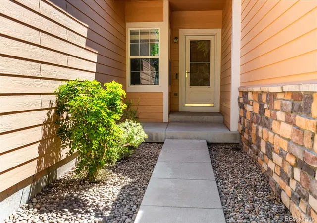 Photo 2 of Townhouse for sale at 11846 W Stanford Pl, Morrison, CO 80465 | MLS# 1555348 | Listing updated on 2026-09-01