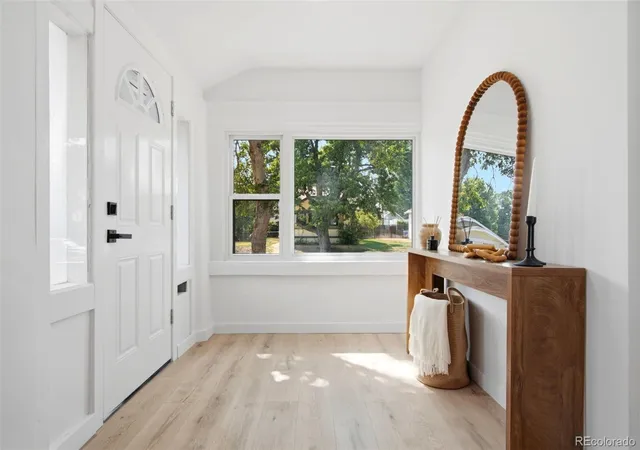 3rd image of 2258 S Corona St, Denver, CO 80210 | MLS# 8804569