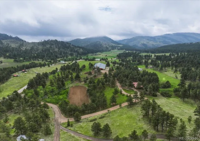 Photo 3 of Single family home for sale at 89 Aspen Leaf Ln, Bellvue, CO 80512 | MLS# 6330665 | Listing updated on 2026-09-06
