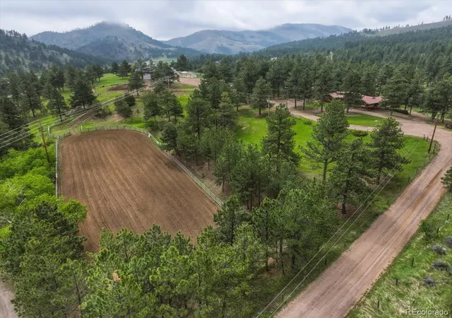 4th image of 89 Aspen Leaf Ln, Bellvue, CO 80512 | MLS# 6330665