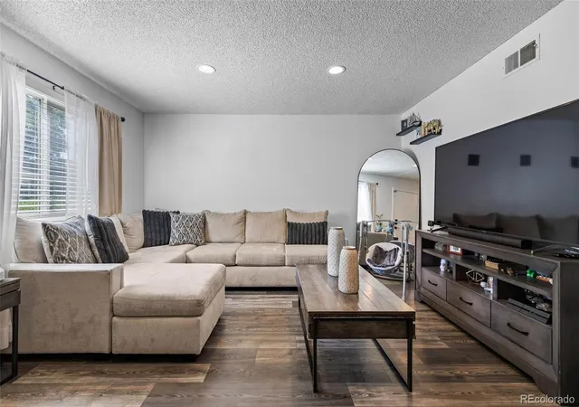 4th image of 1184 S Uvalda St, Aurora, CO 80012 | MLS# 9697202