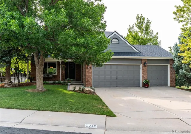 1st image of 1942 Sundrop Trl, Highlands Ranch, CO 80126 | MLS# 9459086
