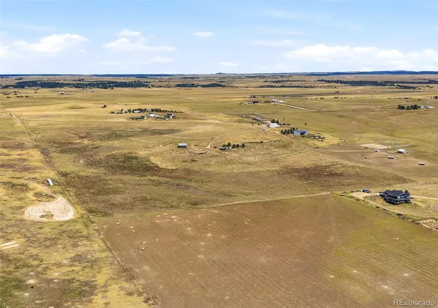 4th image of 911 Private Road 112, Elizabeth, CO 80107 | MLS# 7105007