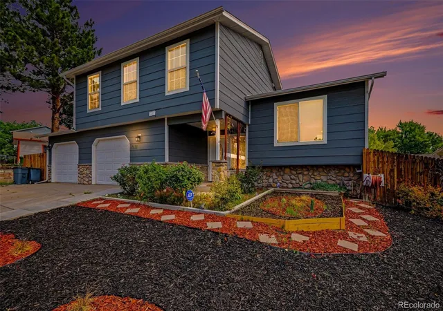 Photo 1 of Single family home for sale at 1032 S Ventura Way, Aurora, CO 80017 | MLS# 2824637 | Listing updated on 2026-10-07
