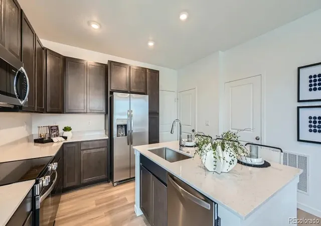 4th image of 12571 Spotted Hawk St, Parker, CO 80134 | MLS# 8128865
