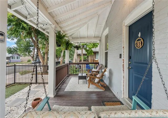 5th image of 1620 Dallas St, Aurora, CO 80010 | MLS# 9585340