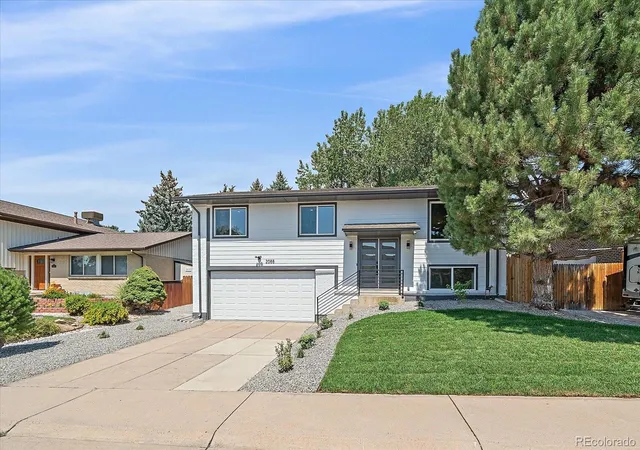 4th image of 2088 S Coors Cir, Lakewood, CO 80228 | MLS# 6626451