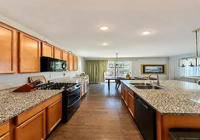 4th image of 15854 E Otero Cir, Centennial, CO 80112 | MLS# 5339730
