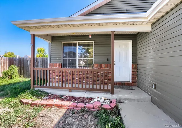 Photo 3 of Single family home for sale at 3920 Harbor Ln, Evans, CO 80620 | MLS# 3721414 | Listing updated on 2026-10-04