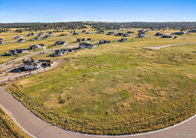 Photo 4 of Sale Pending at 11075 Evening Hunt Rd, Franktown, CO 80116 | MLS# 2300726 | Listing updated on 2026-08-05