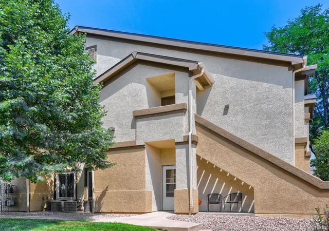3rd image of 3928 Riviera Grv #201, Colorado Springs, CO 80922 | MLS# 2648205