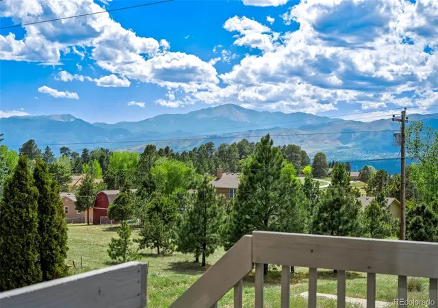 Photo 4 of Single family home for sale at 2360 Craycroft Dr, Colorado Springs, CO 80920 | MLS# 4510187 | Listing updated on 2026-08-05