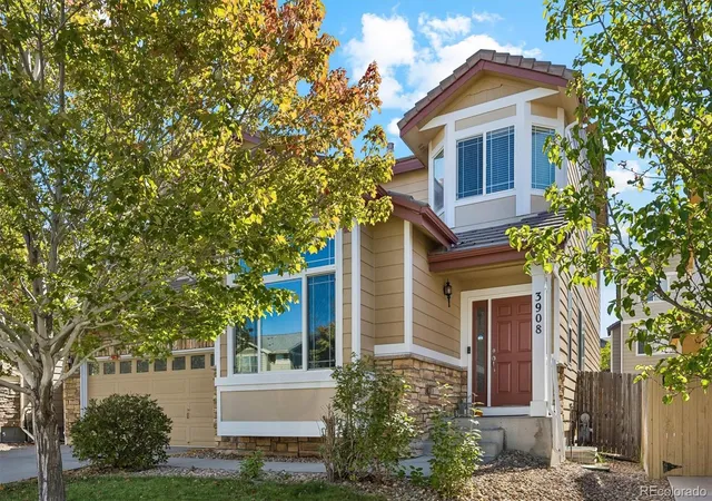 Photo 2 of Single family home for sale at 3908 S Malta Ct, Aurora, CO 80013 | MLS# 4534466 | Listing updated on 2026-10-20