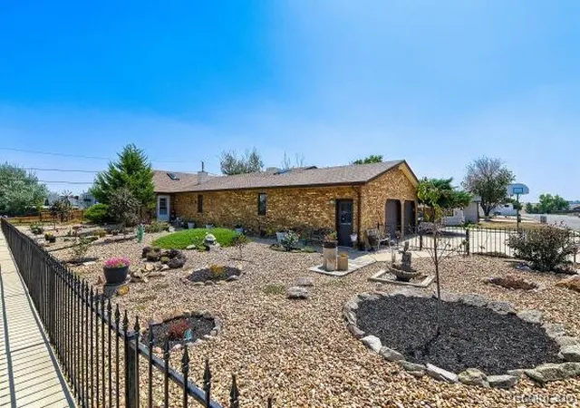 3rd image of 70 W Morgan Ave, Keenesburg, CO 80643 | MLS# 2070322