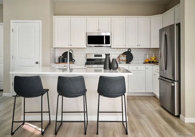 2nd image of 23722 E 33rd Pl, Aurora, CO 80019 | MLS# 7406159