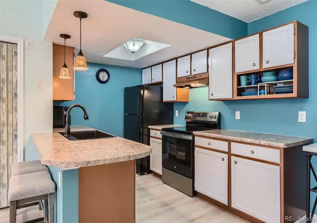 5th image of 8378 S Upham Wy #A303, Littleton, CO 80128 | MLS# 7652038