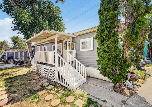 1st image of 15150 S Golden Rd, Golden, CO 80401 | MLS# 4711559