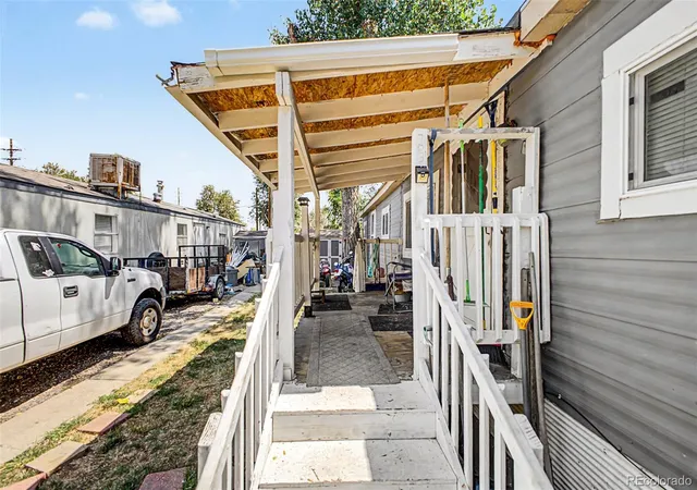17th image of 15150 S Golden Rd, Golden, CO 80401 | MLS# 4711559