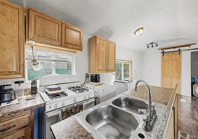 Photo 2 of Manufactured home for sale at 15150 S Golden Rd, Golden, CO 80401 | MLS# 4711559 | Listing updated on 2026-09-16