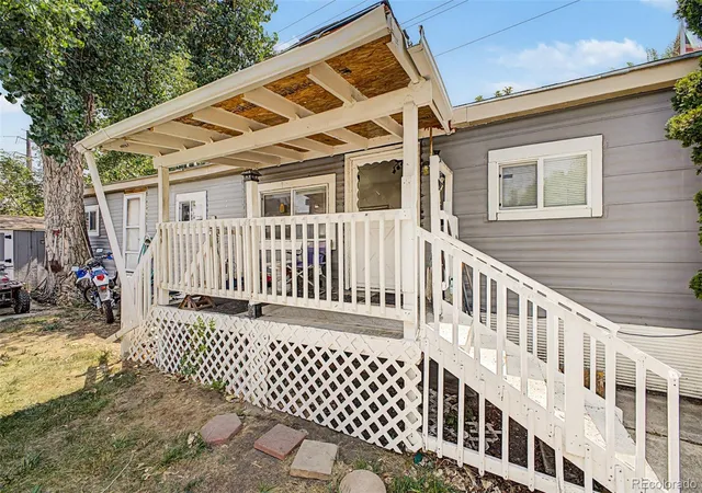 3rd image of 15150 S Golden Rd, Golden, CO 80401 | MLS# 4711559