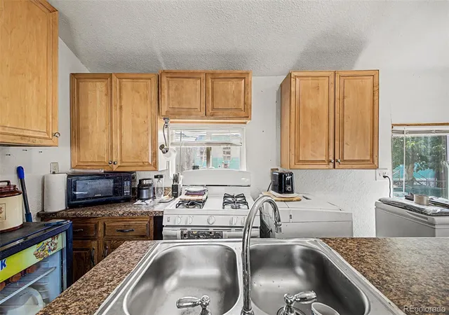5th image of 15150 S Golden Rd, Golden, CO 80401 | MLS# 4711559