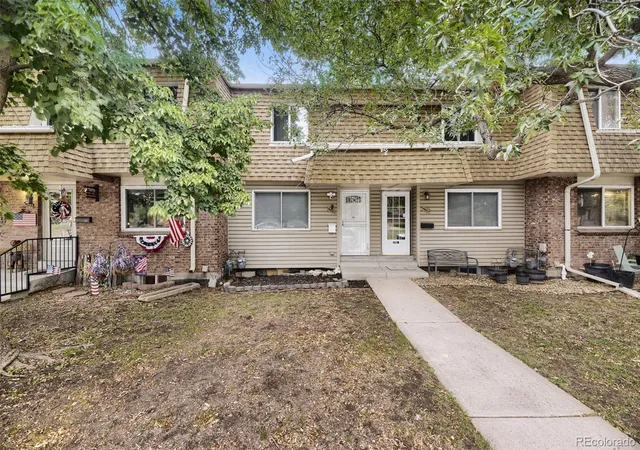 Photo 1 of Townhouse for sale at 5680 S Lowell Blvd, Littleton, CO 80123 | MLS# 8016985 | Listing updated on 2026-09-01